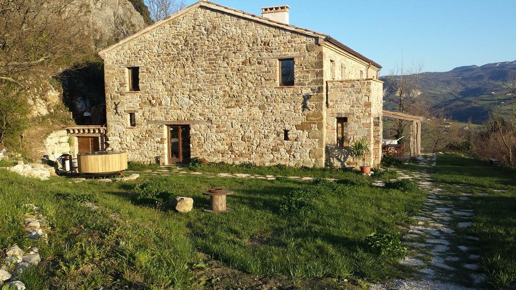 Sasso Erminia R&B Ecosostenibile Novafeltria Екстер'єр фото